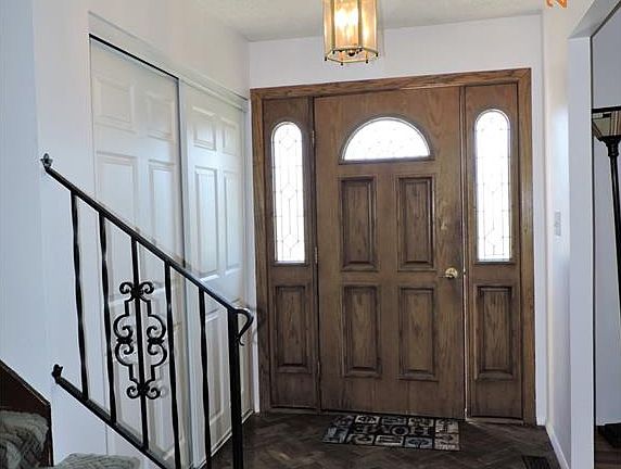 2nd image of 3719 Honeybrook Dr