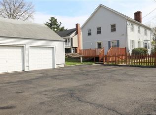 2715 Boston Post Rd, Darien, CT 06820