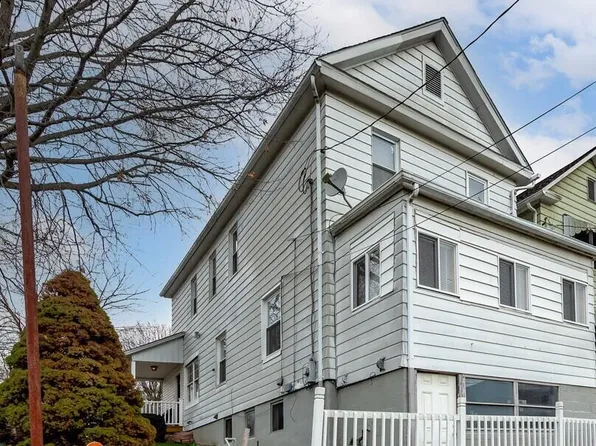 219 Laurel St, Hanover Township, PA 18706