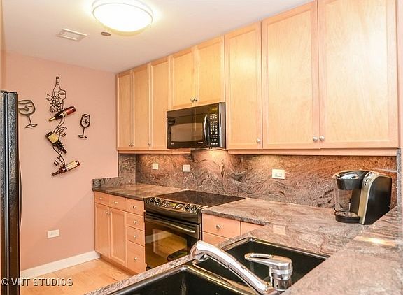 5th image of 130 N Garland Ct APT 2310