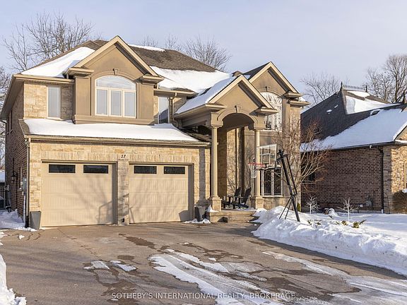 2nd image of 17 Rhodes Ct