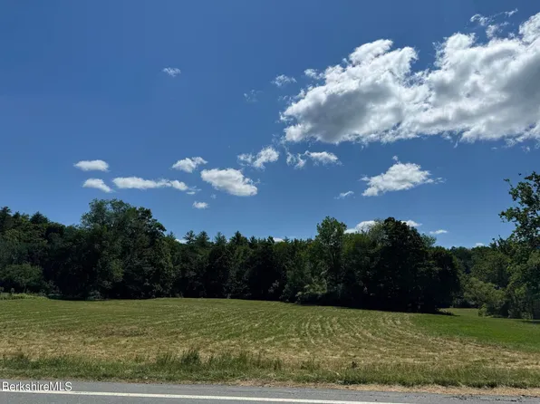 584 Water St, Williamstown, MA 01267
