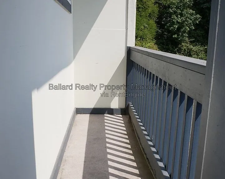 9030 Greenwood Ave N #202 — Photo 15