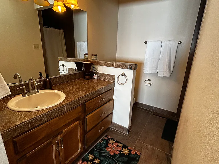 632 Ortiz Dr NE — Photo 2
