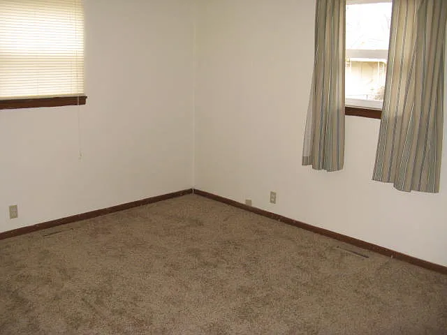 2802 S Highland Ave — Photo 1