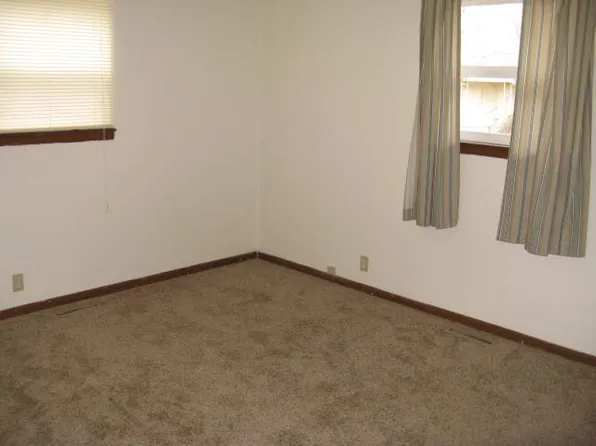 2802 S Highland Ave, Joplin, MO 64804