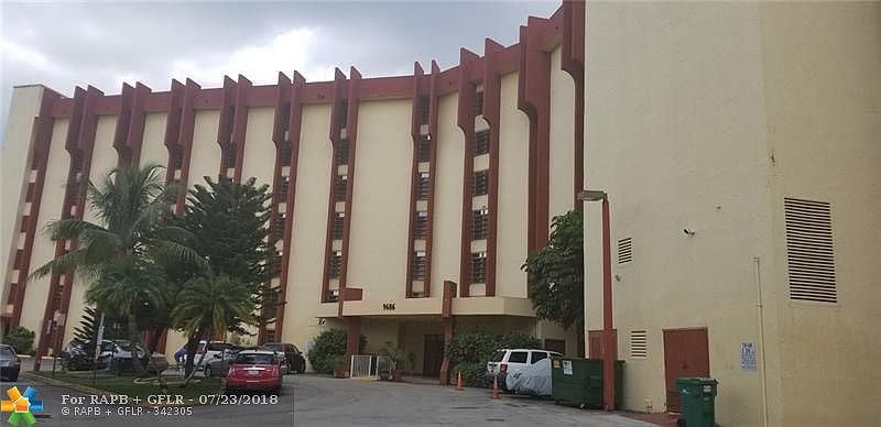 1st image of 9686 Fontainebleau Blvd APT 302