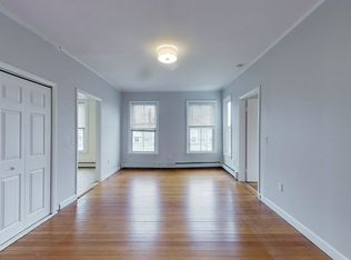 13 Rhode Island Ave #2, Newport, RI 02840