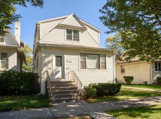 1136 S Elmwood Ave, Oak Park, IL 60304