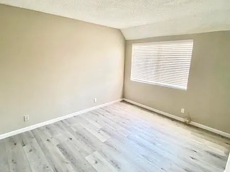 210 Garfield unfurnished bedroom