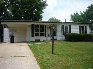 423 Fire Tree Ln, O'Fallon, MO 63368