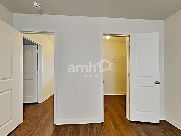 12898 Cedarcreek Trl — Photo 15