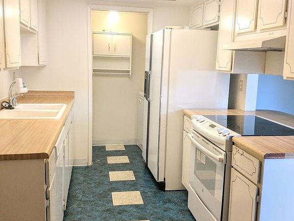 4th image of 5401 W Echo Ln