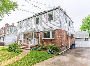 4002 202nd St, Bayside, NY 11361