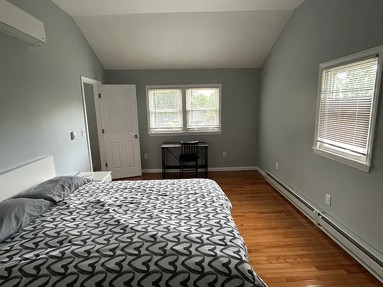 16 Clearbrook Rd — Photo 34