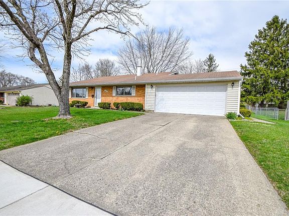 2nd image of 2425 Alvarado Dr