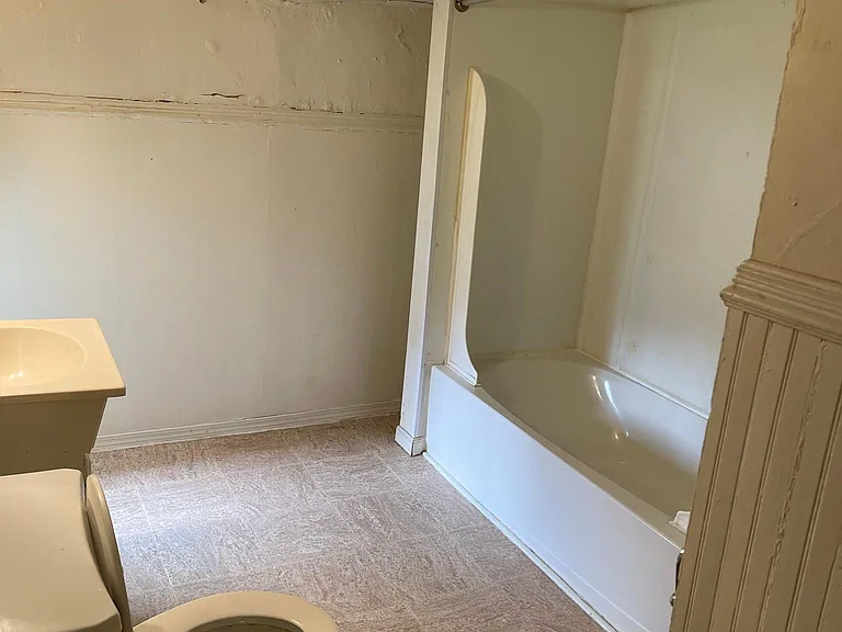 204 Fairchild St #2 — Photo 6