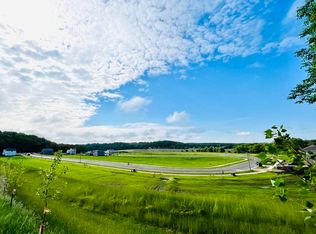 Conrad Dr, Cross Plains, WI 53528