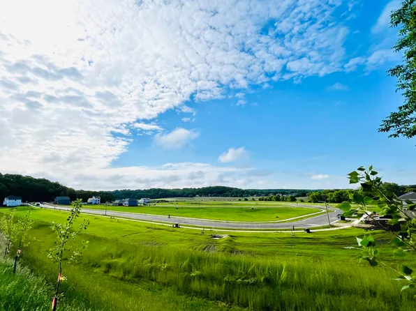 Conrad Dr, Cross Plains, WI 53528