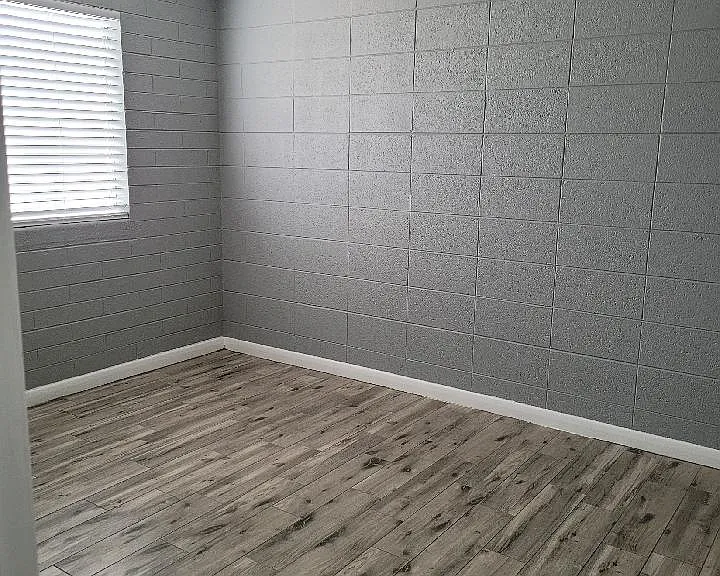 1939 E Missouri Ave #15 — Photo 11