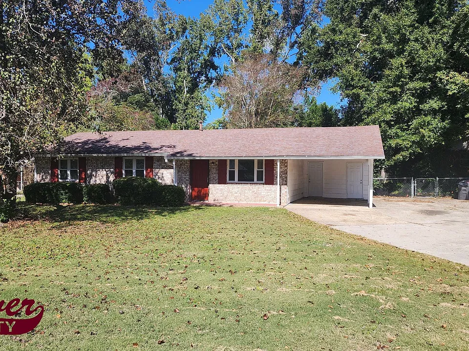 3618 Coventry Dr
