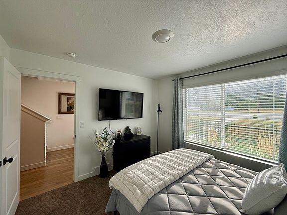 1st floor bedroom