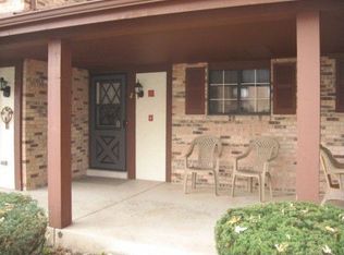 5748 Cambridge Ln, Racine, WI 53406