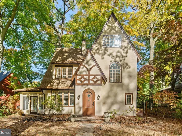 151 Hewett Rd, Wyncote, PA 19095