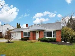 4 Darvel Dr, West Windsor, NJ 08550