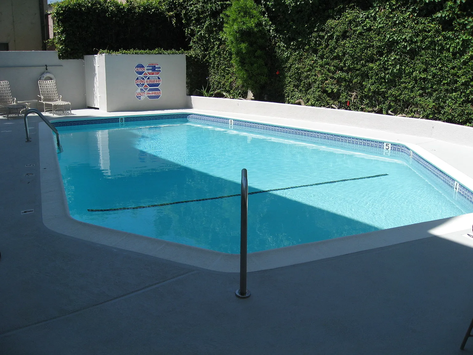Valley Wilshire Apartments — Photo 4