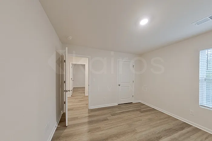 113 Inez Ave — Photo 24