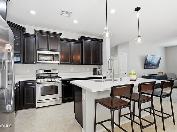 5th image of 1695 W PELICAN Drive