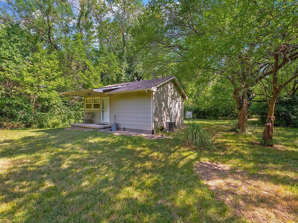 22nd image of 7419 SW Bittersweet Ln