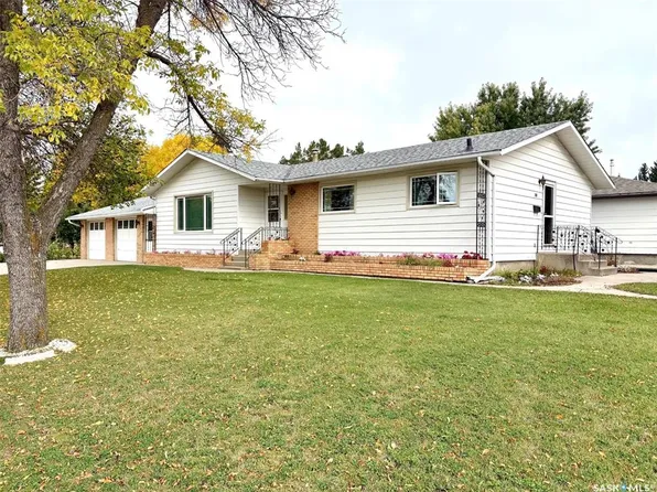 38 Rosefield DRIVE, Yorkton, SK S3N 2R4