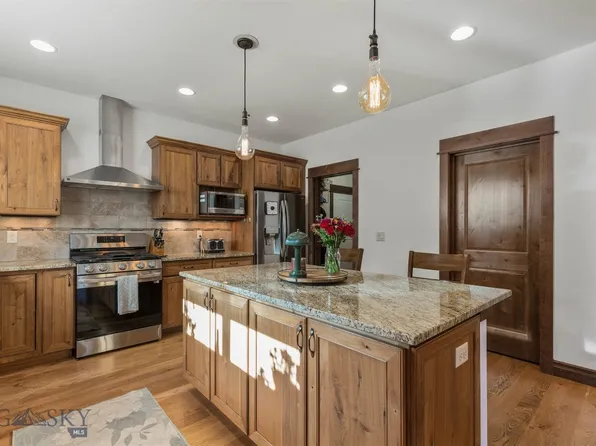 3381 S 27th Ave, Bozeman, MT 59718