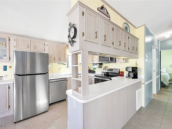 4th image of 17138 Casselberry Ln