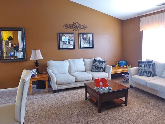 5th image of 408 N Patriot Dr