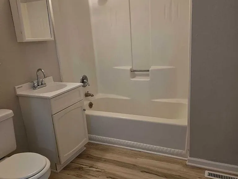 6063 Briarcliff Path — Photo 9
