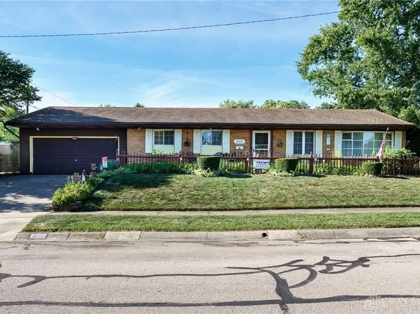 400 Farnsworth Dr, Dayton, OH 45449