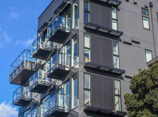 Welcome to Lakeview! - Live in Luxury & Style in the heart of Eastlake, Seattle, WA 98102