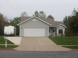 2221 Deblene Ln, Eau Claire, WI 54703