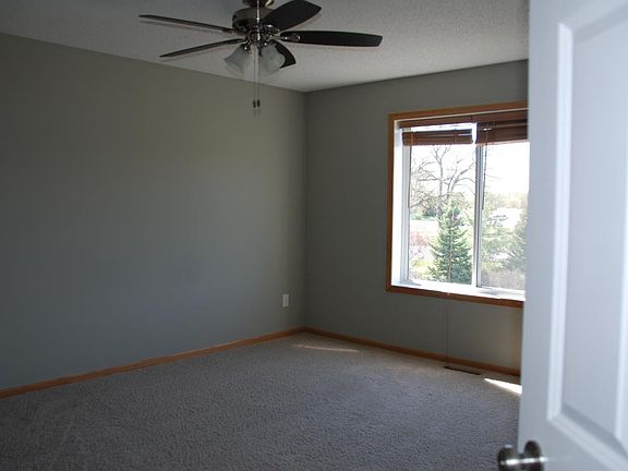 4th image of 3808 Abercrombie Ln