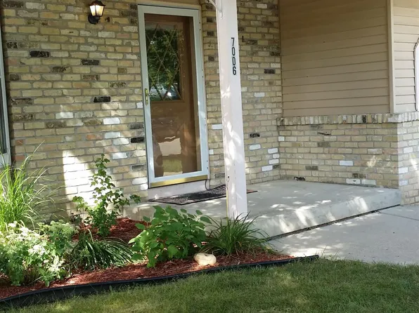 7008 Longmeadow Rd, Madison, WI 53717