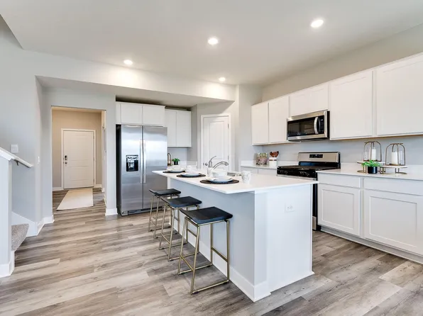 23400 Marshview Dr, Rogers, MN 55374