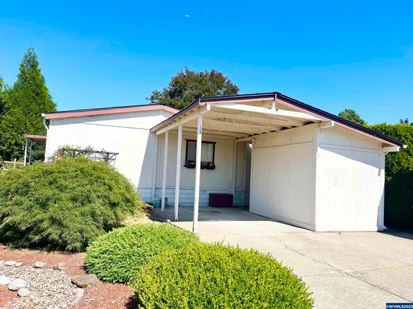 4155 NE Three Mile Ln Unit 134, McMinnville, OR 97128