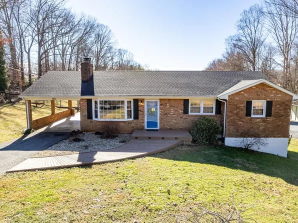 142 Jane Randolph St, Forest, VA 24551
