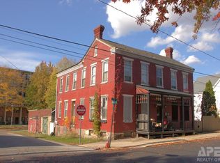 501 7th St, Huntingdon, PA 16652