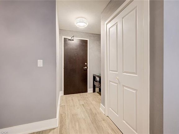 3rd image of 144 Park St #810