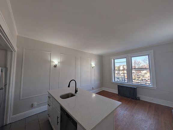 4th image of 85 Anderson St APT C6