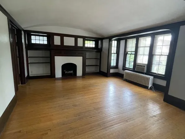 2934 -36 N Farwell Ave, 2934 N Farwell Ave, Milwaukee, WI 53211